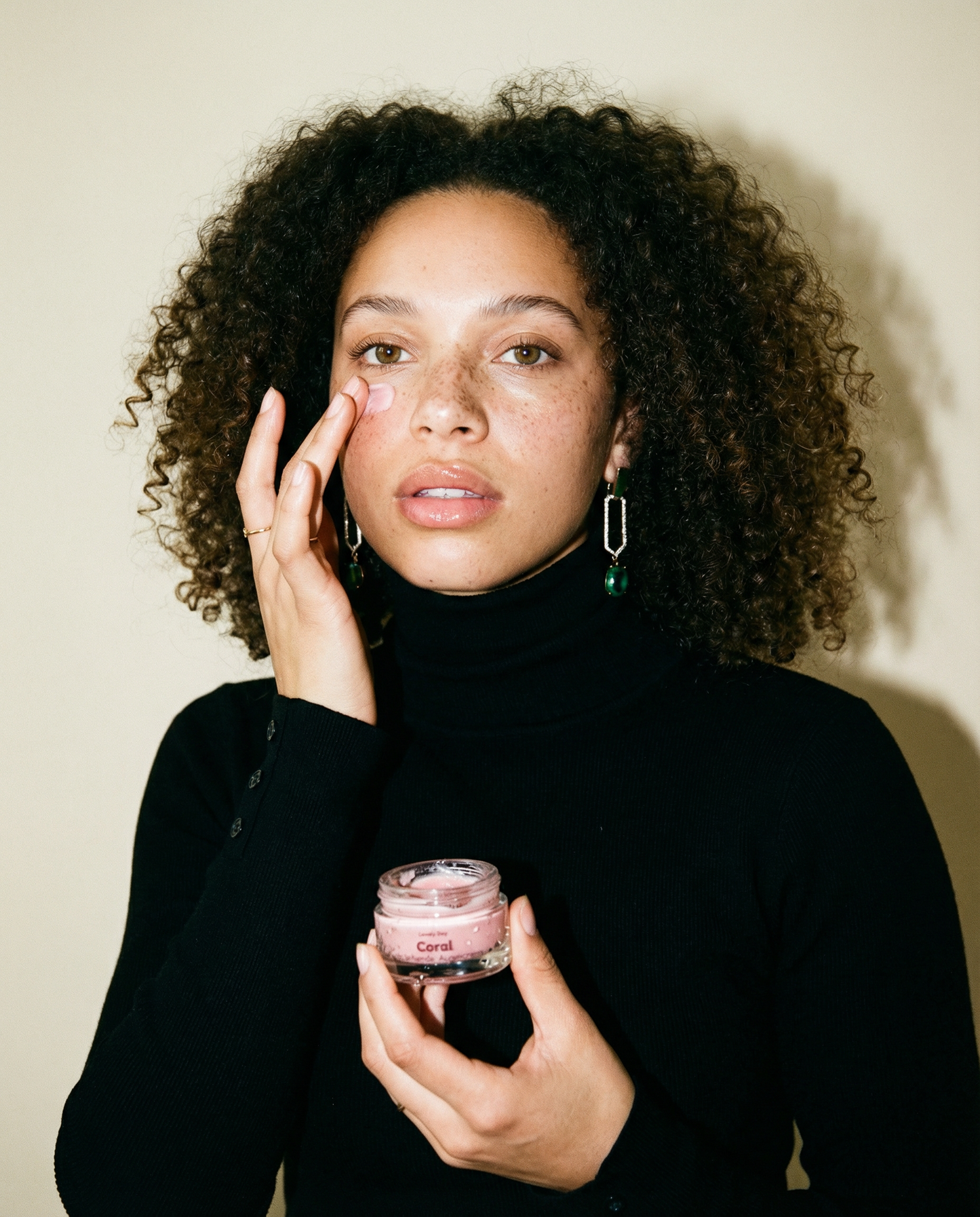 Coral - stärkende Augencreme